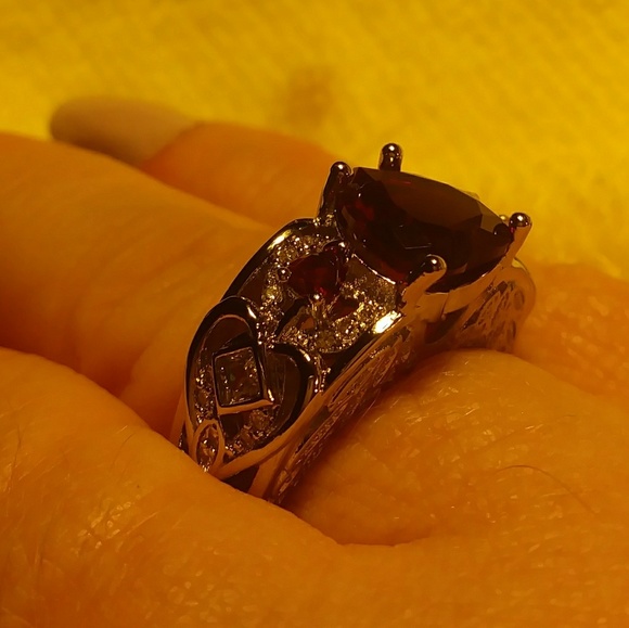 Angel Wing ring lab created Ruby new - Picture 4 of 6